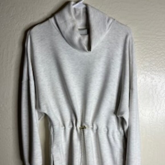 Varley Freya Drawstring Sweatshirt - Picture 3 of 7